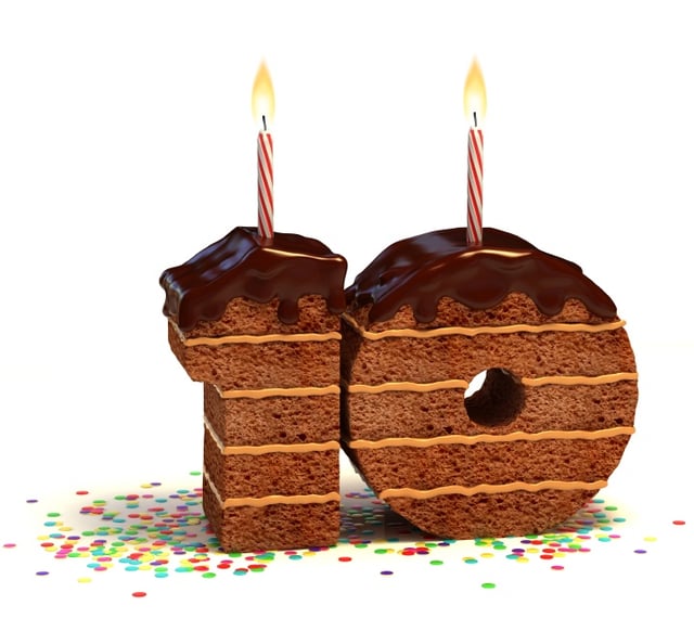 10_year_cake.jpg